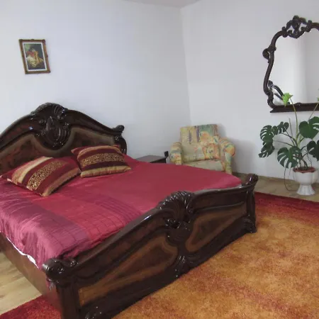 Bercsenyi Vendeghaz Guest house