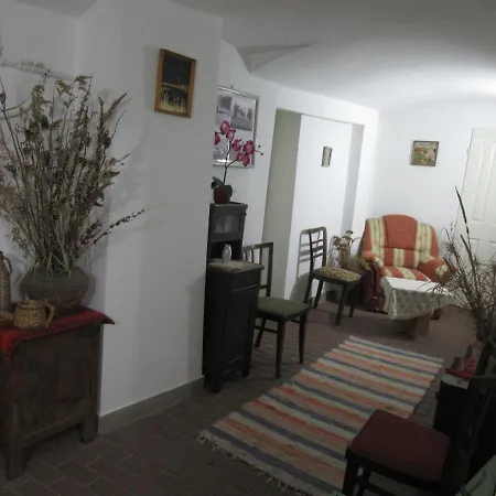 Guest house Bercsenyi Vendeghaz *