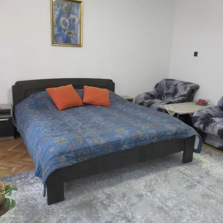 Guest house Bercsenyi Vendeghaz